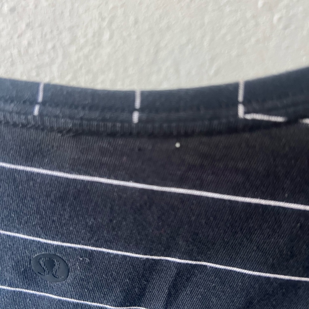 Lululemon Black and White Striped Top - Picture 5 of 6